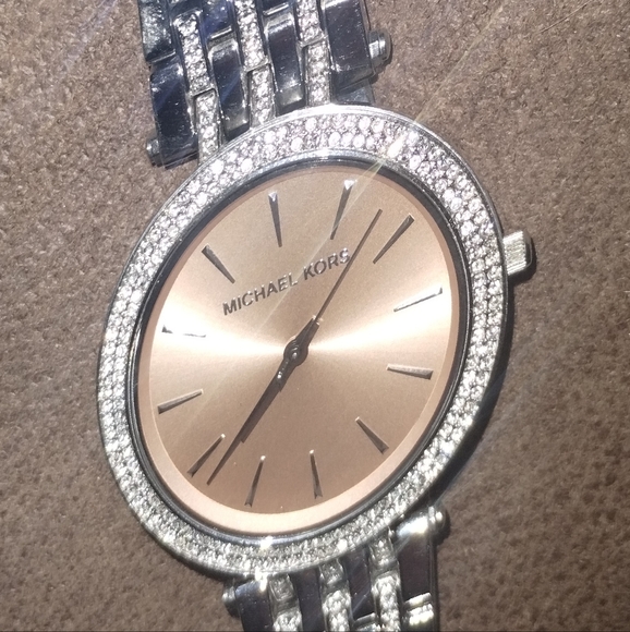 Michael Kors Ladies Watch - Picture 2 of 3